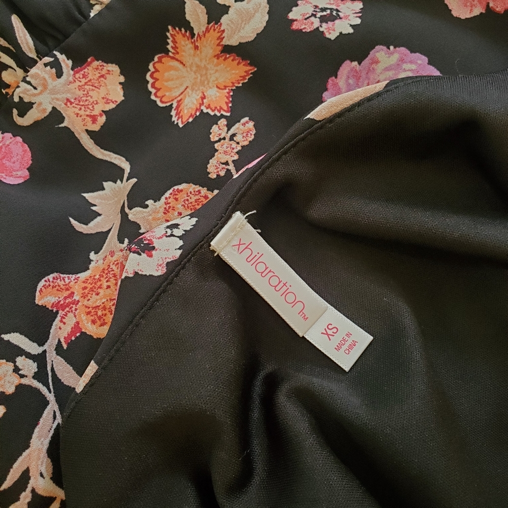 Floral Ruffle Dress - Picture 4 of 4